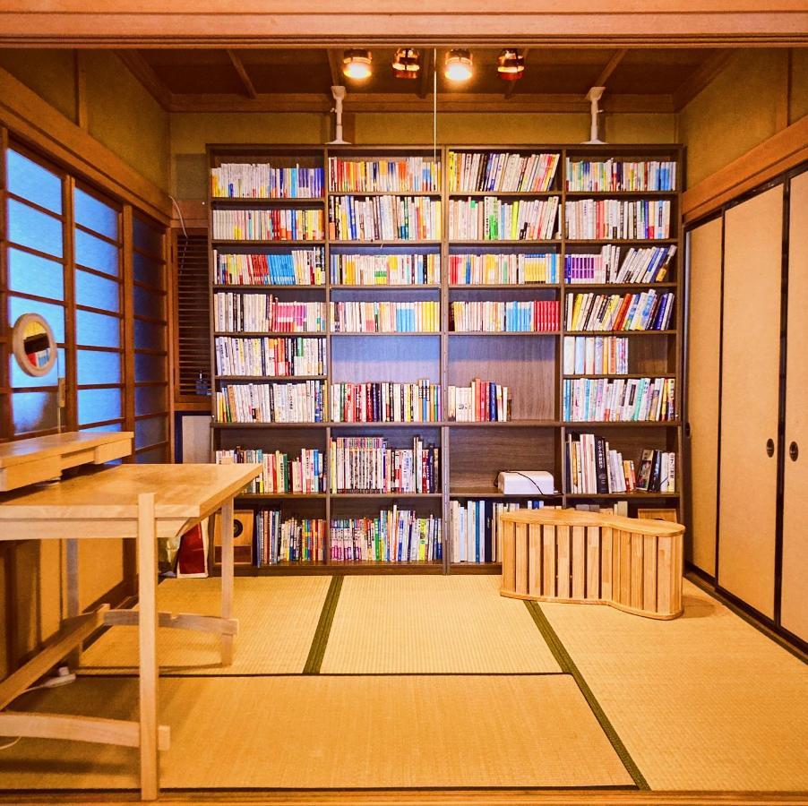 泊まれる図書館 寄処 -Yosuga- Ξενοδοχείο Toyama Station Εξωτερικό φωτογραφία